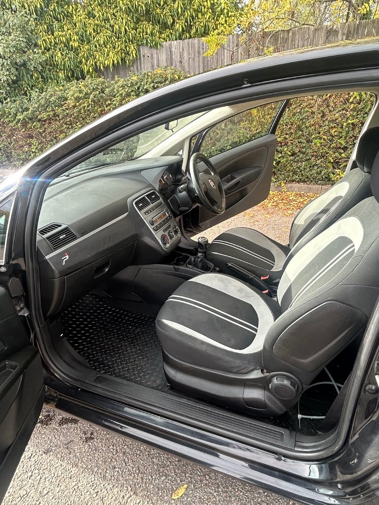 Fiat, GRANDE PUNTO, Hatchback, 2009, Manual, 1368 (cc), 3 doors
