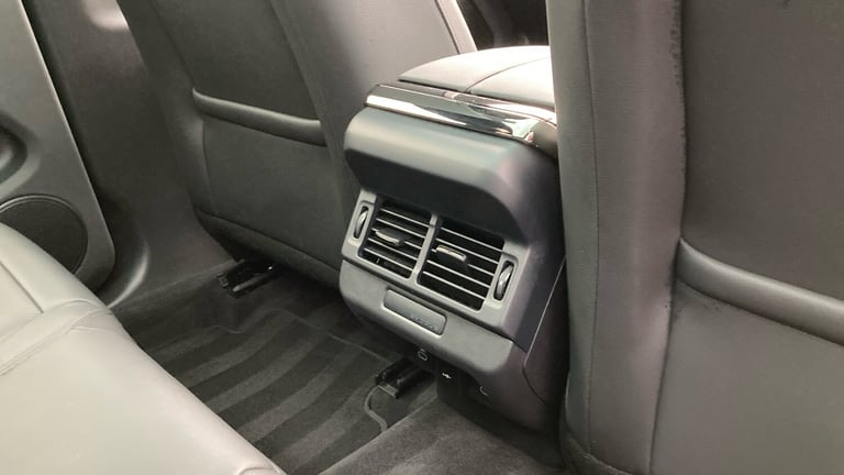 2025 Land Rover Range Rover Evoque 2.0 D200 Dynamic SE 5dr Auto Diesel Hatchback Hatchback Diesel...