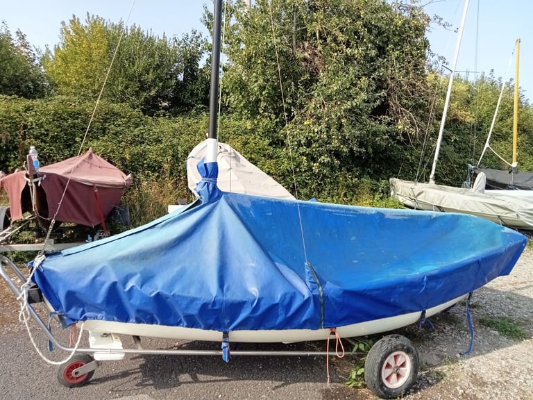 Avon Scow