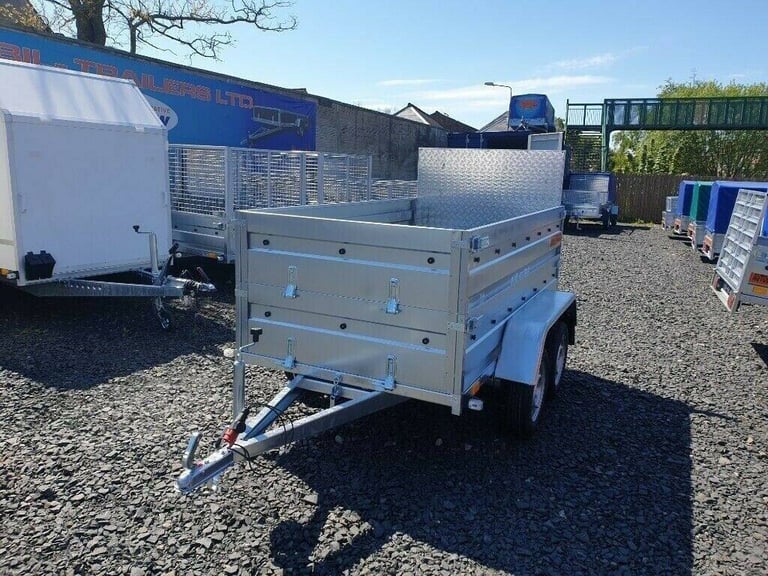 BRAND NEW 8,7FT X 4,2FT TWIN AXLE DOUBLE BROADSIDE TRAILER WITH RAMP 750KG UN BRAKED