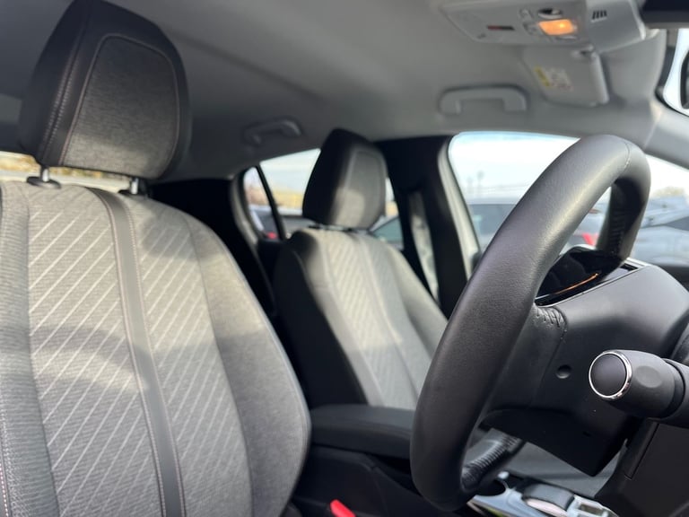  Peugeot E 208 50kwh Allure Hatchback 5dr Electric Auto 7.4kw Charger 136 Ps