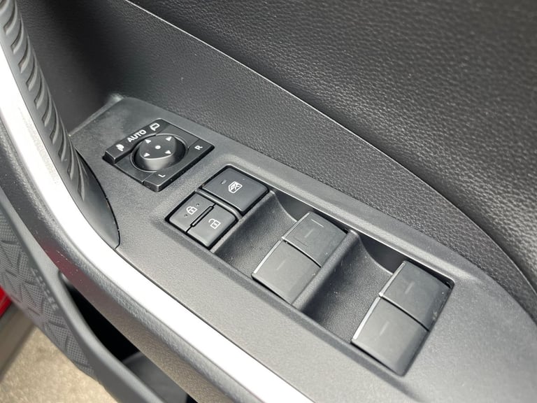  Suzuki Across 2.5 18.1kwh Suv 5dr Petrol Plug In Hybrid E CVT 4wd Euro 6 s/s