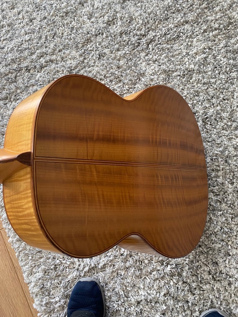 Lowden F35 Myrtlewood 