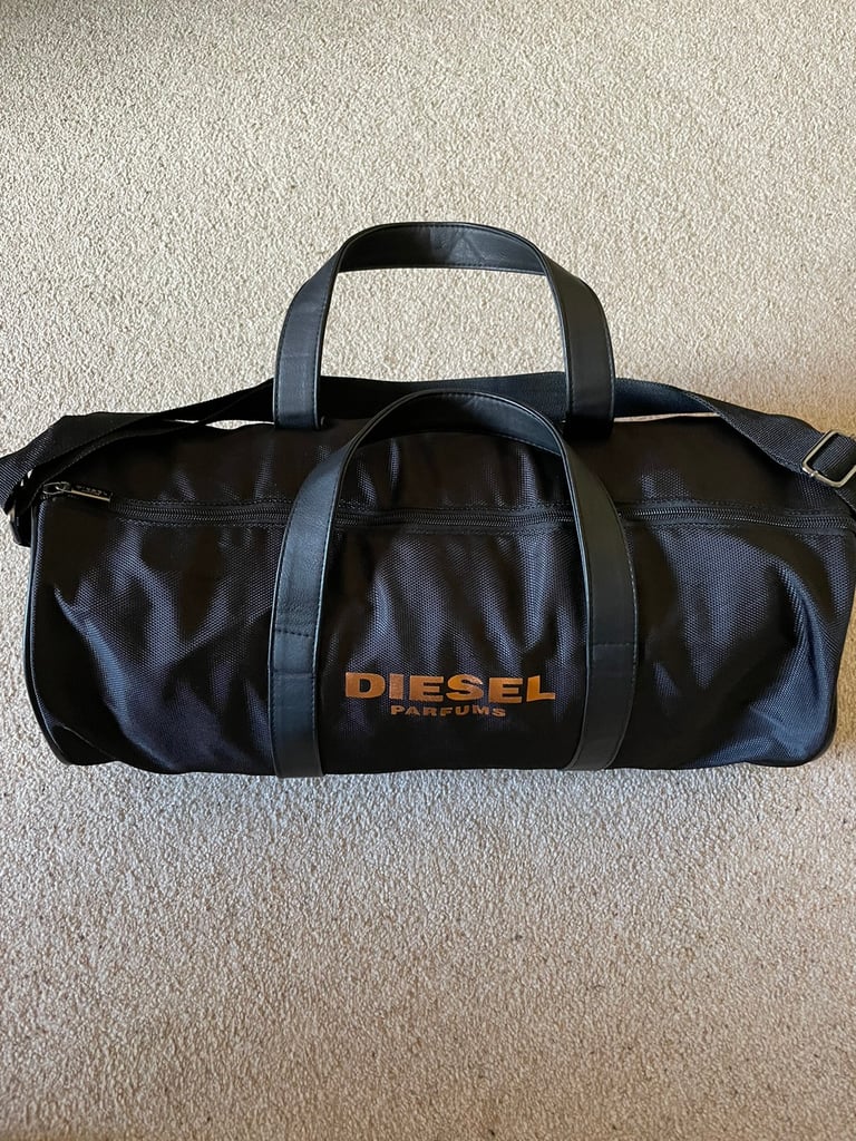 image for Diesel Barrel Bag in excellent condition never used