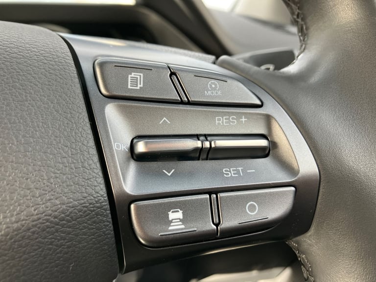 2022 Hyundai IONIQ 1.6 GDi Hybrid Premium 5dr DCT Hatchback PETROL/ELECTRIC Automatic