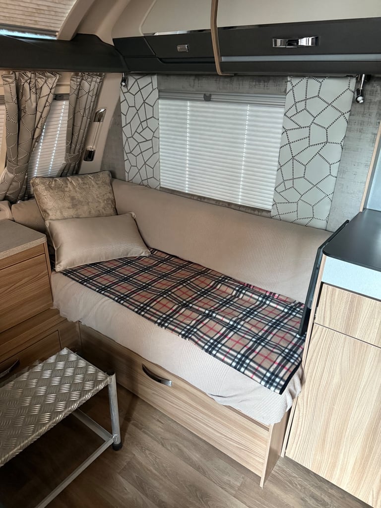 Swift elegance 835 2022