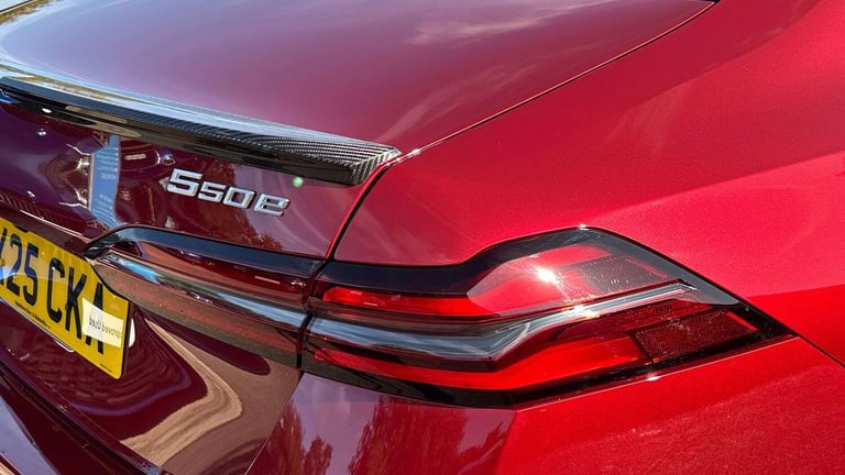 2025 BMW 5 Series 550e xDrive M Sport Pro 4dr Auto SALOON PETROL/ELECTRIC Automatic