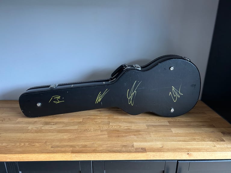Epiphone les Paul custom Matt heafy signature & hard case 