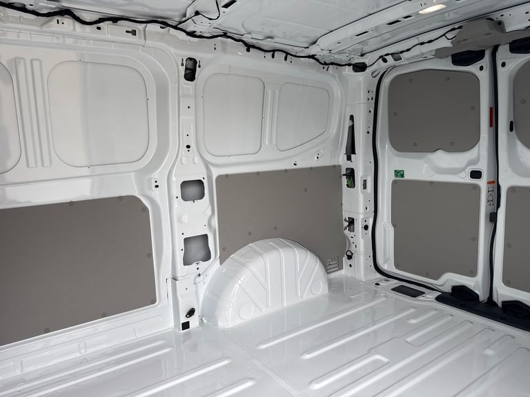  Volkswagen Transporter Panel Van 2.0 Tdi T32 Commerce Plus Panel Van 5dr