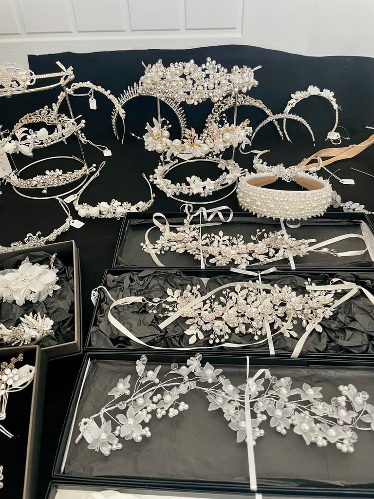 Quality wedding & special occassion tiaras, head pieces & jewellery approx 85 pieces new in boxes