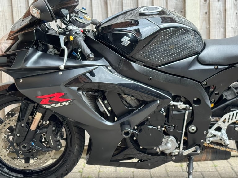 SUZUKI GSXR 750 K7 2007 (07) SUPER SPORT 