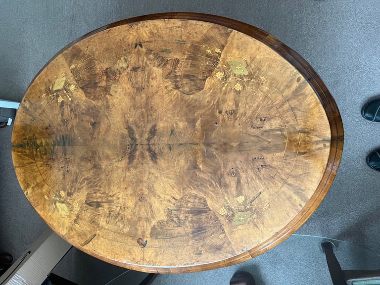 Antique Inlaid Burr Walnut coffee table with removable glass cover