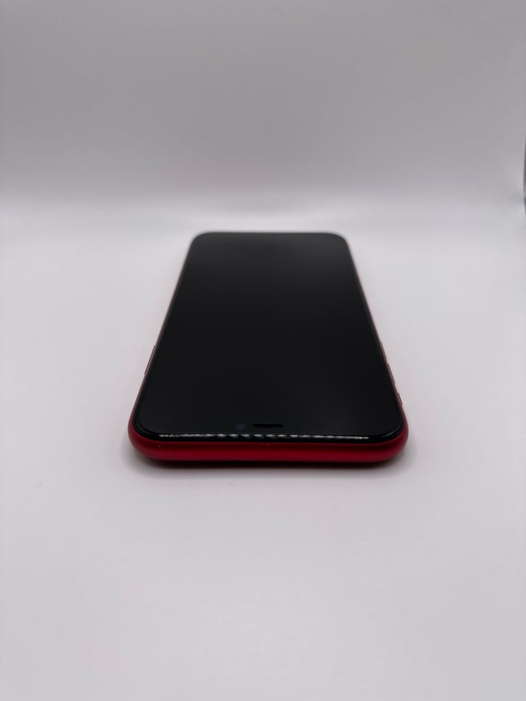 PRISTINE: Apple iPhone 11, 64gb, Red (UNLOCKED)