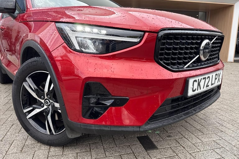 2022 Volvo XC40 2.0 B4 MHEV Plus SUV 5dr Petrol Hybrid DCT Auto AWD Euro 6 (s/s) (197 ps) ESTATE ...