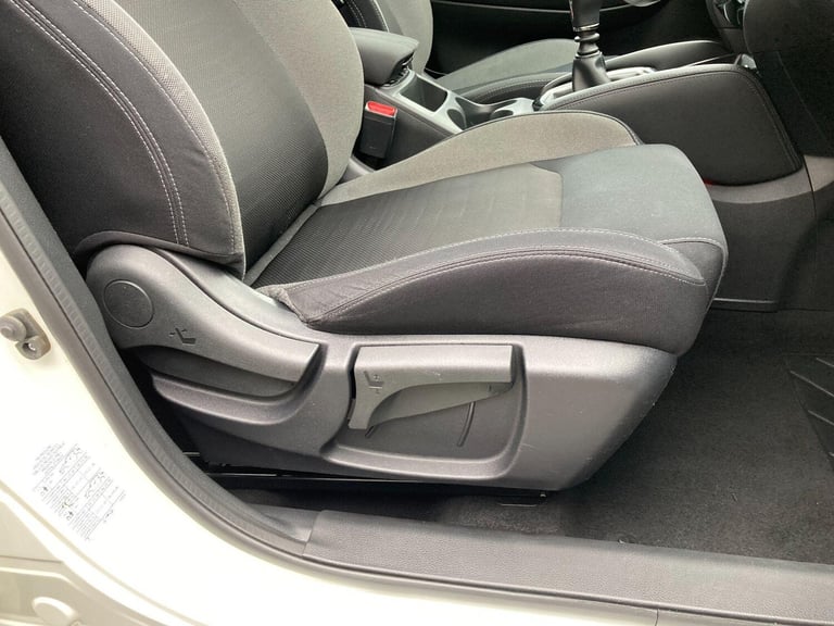  Nissan Qashqai 1.2 DIG-T N-Connecta SUV 5dr Petrol Manual Euro 6 (s/s) (115 ps) Petrol Manual