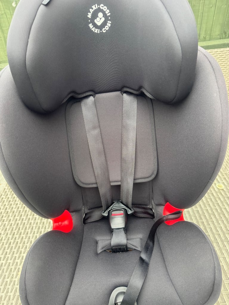 maxi cosi titan basic