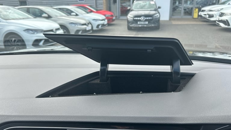 2021 Volkswagen Tiguan 2.0 TDI 4Motion R-Line 5dr DSG ESTATE DIESEL Automatic