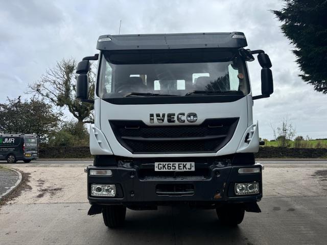 2016 Iveco Trakker 360 E6 8x4 steel tipper sheet weigher HMF 1244 crane & grab