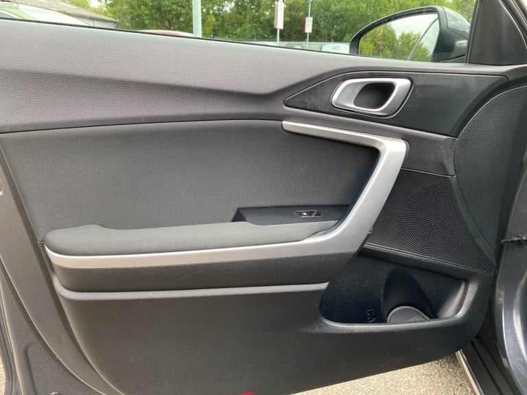 2022 Kia XCeed 1.0 T-GDi 2 SUV 5dr Petrol Manual Euro 6 (s/s) (118 bhp) HATCHBACK Petrol Manual