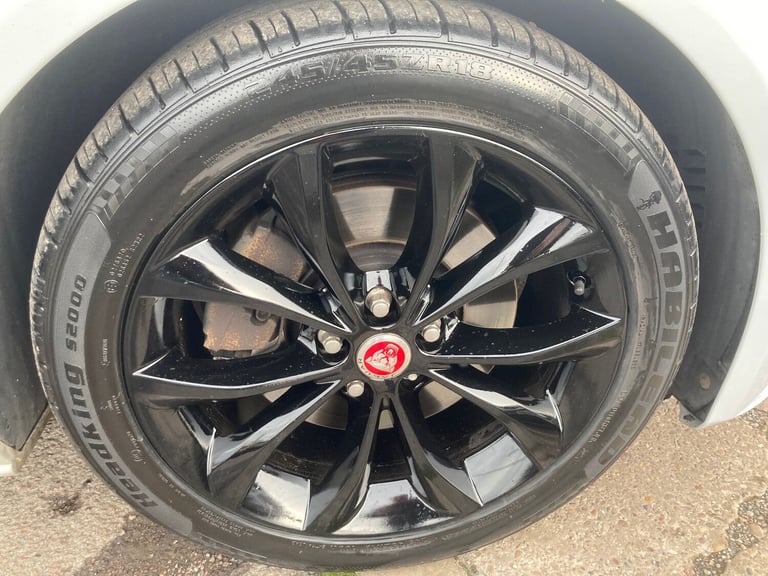 2017 Jaguar XF 2.0d [180] R-Sport 4dr Auto SALOON DIESEL Automatic