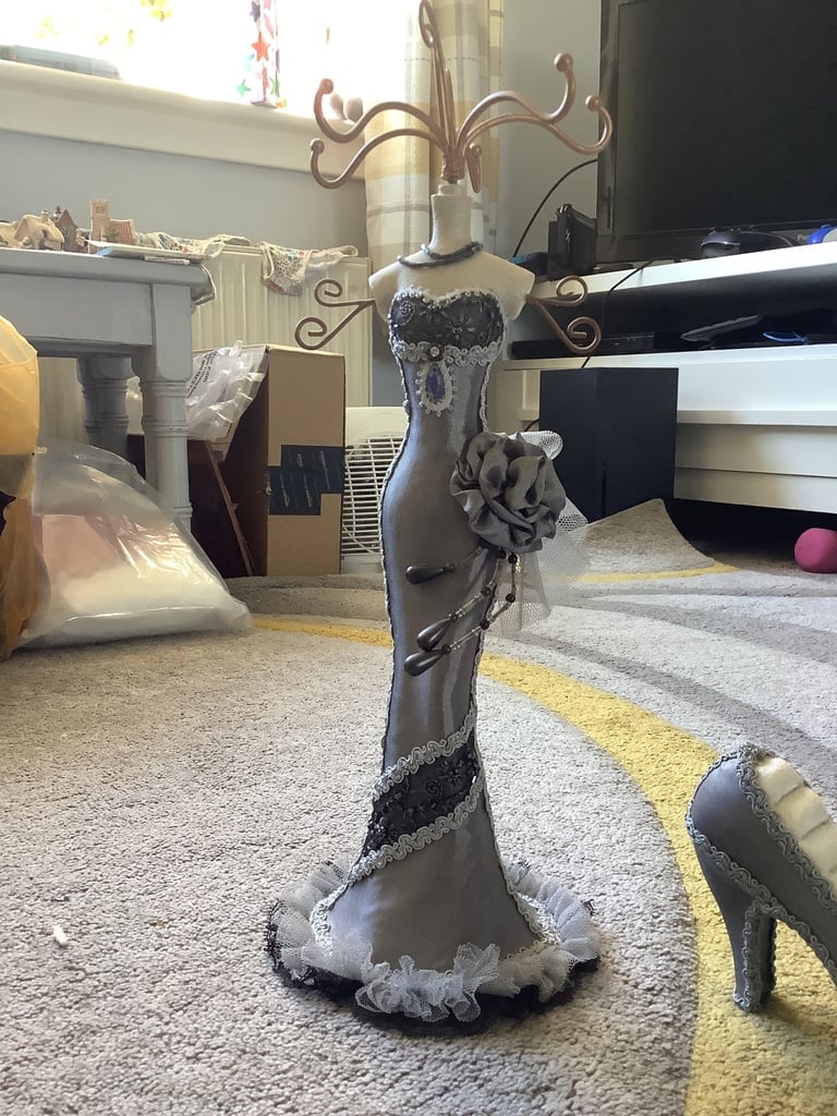 Jewellery and ring stand