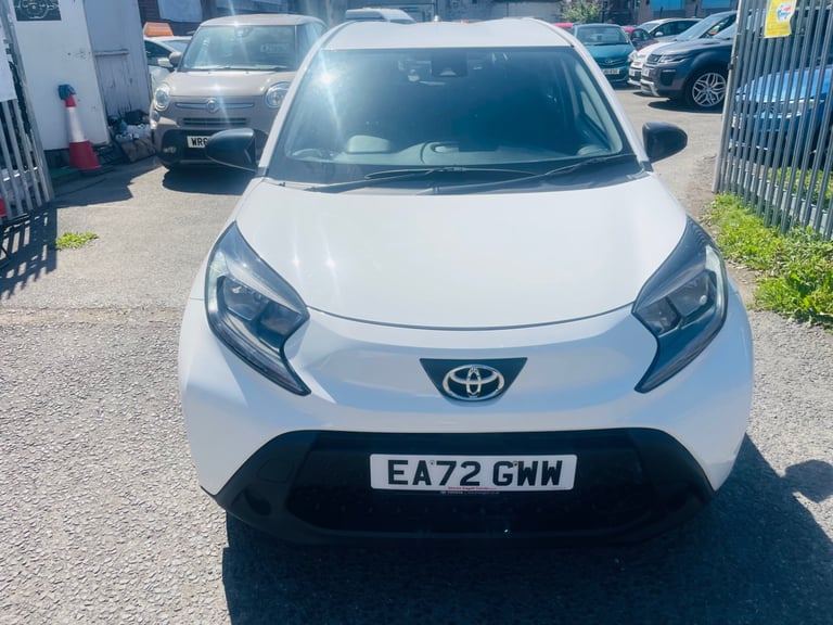 AUTOMATIC LOW MILEAGE 12 MONTH MOT WARRANTY 