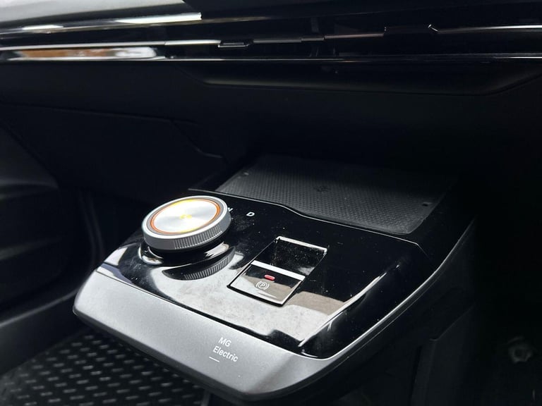 2024 MG MG4 64kWh Trophy Long Range Hatchback 5dr Electric Auto (203 ps) Hatchback ELECTRIC Autom...