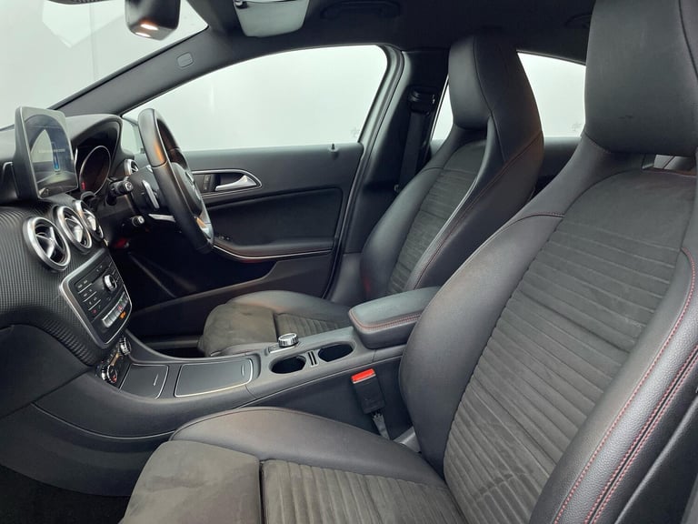 2017 Mercedes-Benz A-Class 1.6 A180 AMG Line (Premium) Hatchback 5dr Petrol 7G-DCT Euro 6 (s/s) (...