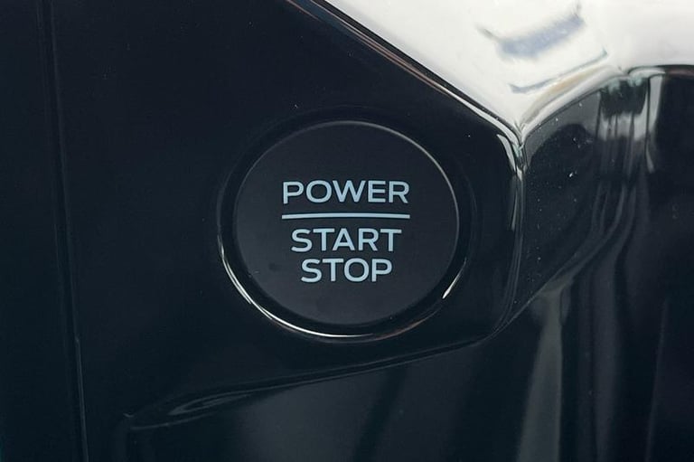 2025 Ford Transit Custom 2.5 320 Duratec 11.8kWh Limited Crew Van Double Cab Petrol Plug-in Hybri...