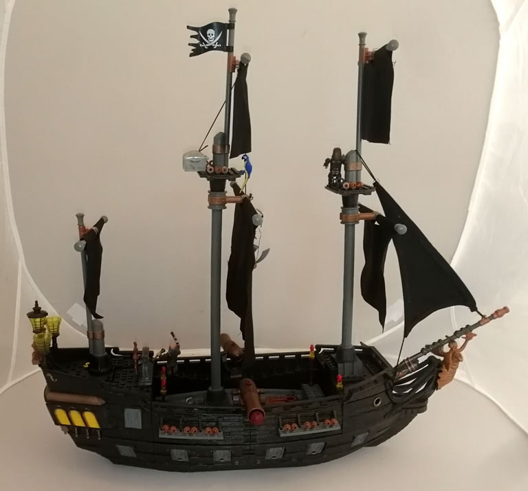 Mega Bloks 1017 Black Pearl Ship Pirates Of The Caribbean Dead Man's Chest