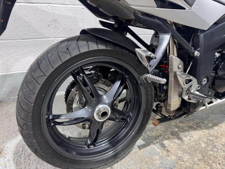 2005 Triumph Sprint ST 1050