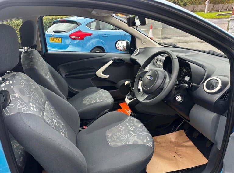 Ford, KA, Hatchback, 2011, Manual, 1242 (cc), 3 doors