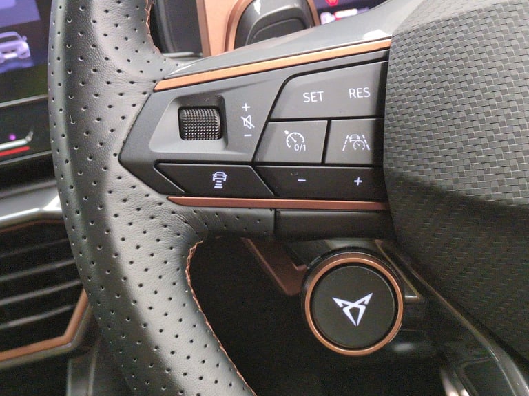 2023 Cupra Leon 2.0 TSI VZ3 Hatchback 5dr Petrol DSG Euro 6 (s/s) (300 ps) - LED - REVERSE  Hatch...