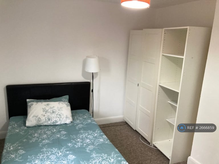 5 bedroom house in Vincent Street, Southampton, SO15 (5 bed) (#2666859)