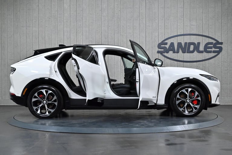 2022 Ford Mustang Mach-E Extended Range 91kWh AWD 5dr HATCHBACK Electric Automatic