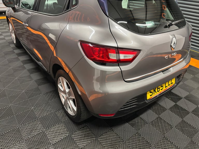 2015 Renault Clio 1.2 16V Dynamique Nav 5dr HATCHBACK Petrol Manual