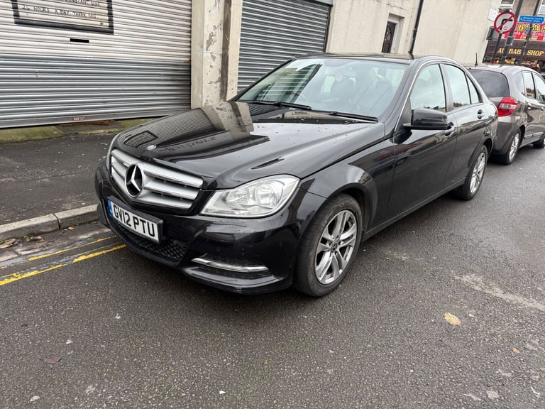 Mercedes-Benz, C CLASS, Saloon, 2012, Semi-Auto, 2143 (cc), 4 doors