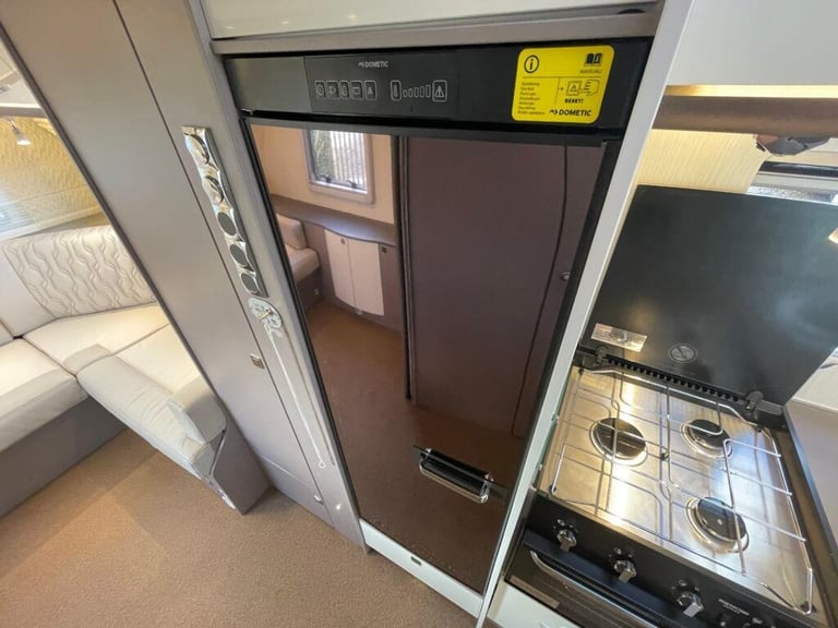 Burstner limited 744 4 Berth 4 Belt End lounge 3850KG