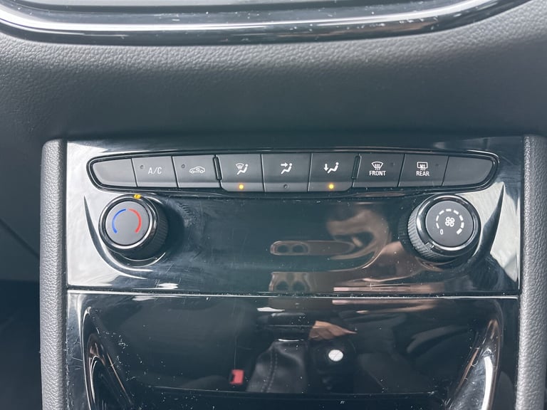 VAUXHALL ASTRA 1.4 i SRi 2017