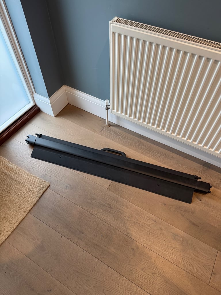 image for Landrover Discovery 5 - Parcel Shelf