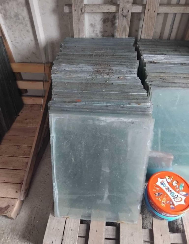 Greenhouse glass 