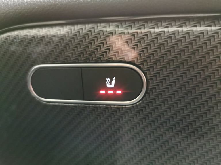 2022 Mercedes-Benz GLB 2.0 GLB220d AMG Line SUV 5dr Diesel 8G-DCT 4MATIC Euro 6 (s/s) (190 ps) - ...