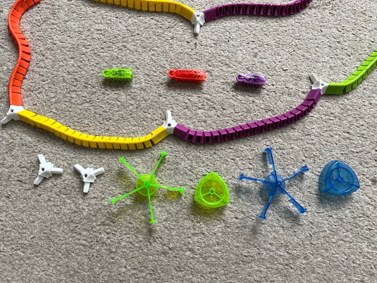 Hexbug Nano Bundle - In Excellent Condition All Pieces Included