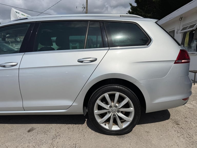 2025 Volkswagen Golf 1.4 tsi bluemotion DSG  Hatchback PETROL Automatic