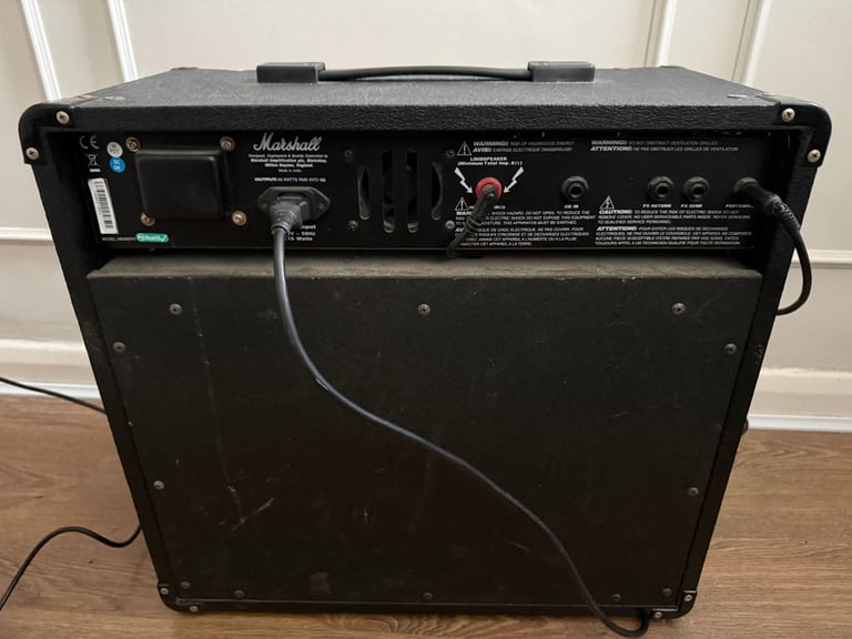 Marshall MG50 DFX Amp With Pedal.