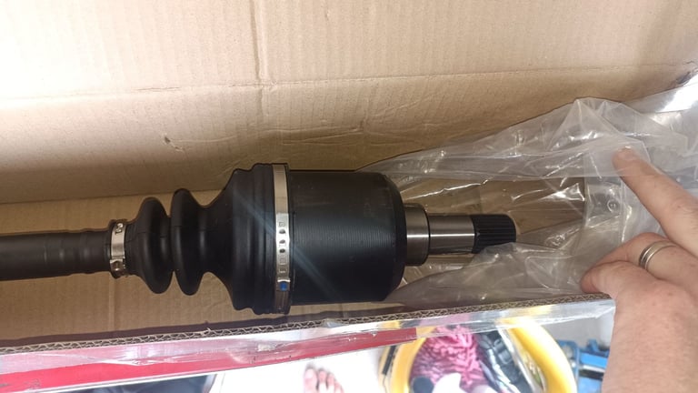 image for Peugeot Citroen - Left hand driveshaft BRAND NEW IN BOX £30