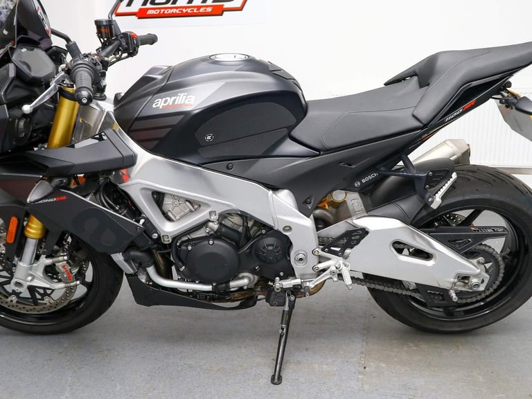2019, '19 reg. Aprilia Tuono V4 1100 RR. Please See Pics. £8,995