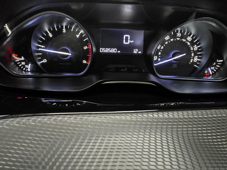 2016 Peugeot 208 1.6 BlueHDi Allure 3dr [Start Stop] HATCHBACK Diesel Manual