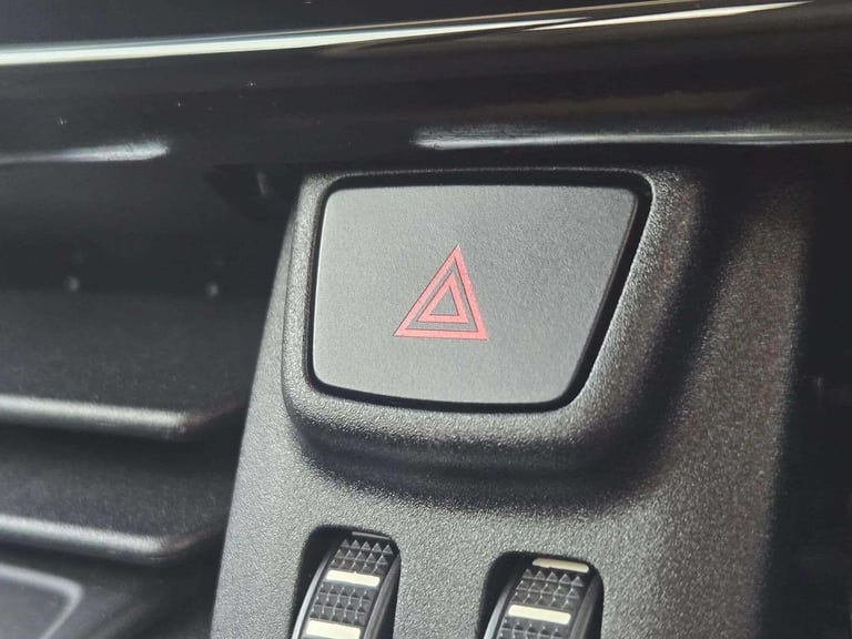 2017 Ford Fiesta 1.1 Ti-VCT Zetec Euro 6 (s/s) 3dr HATCHBACK Petrol Manual