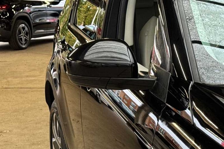 2019 Land Rover Discovery Sport 2.0 P250 SE 5dr Auto ESTATE PETROL Automatic